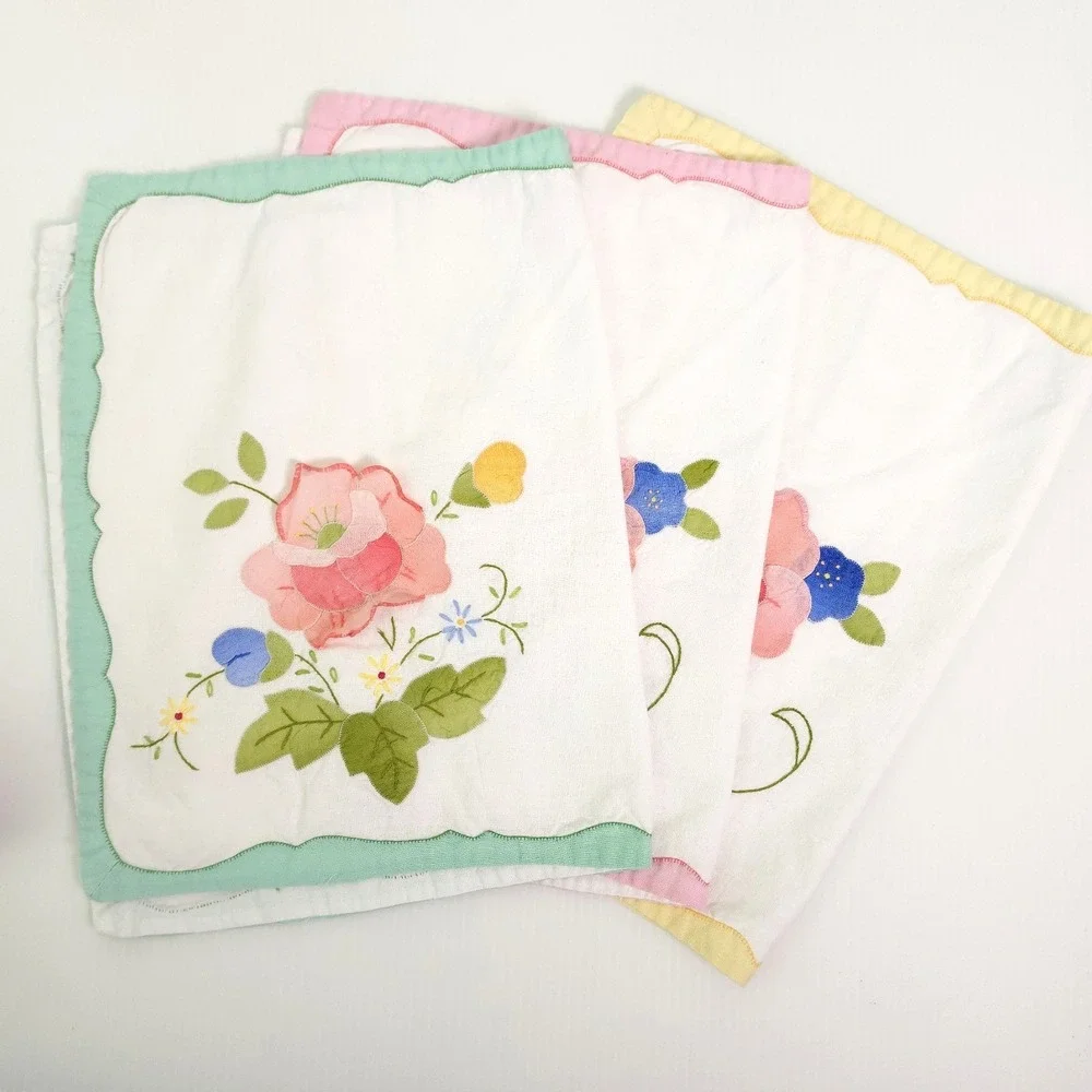 6 Vintage Fabric Placemats Applique Flowers Rectangle Place Mat Pastel